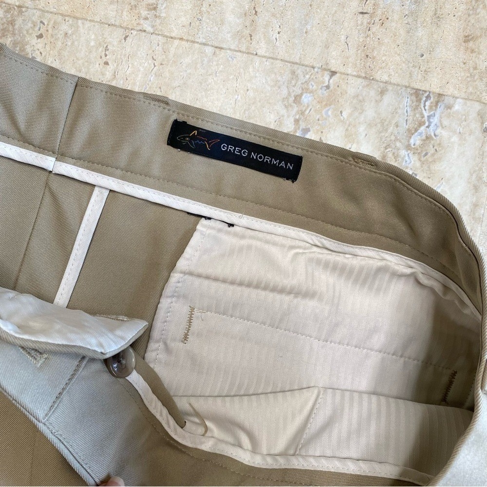 Greg Norman Golf Shorts Men 42 Khaki Tan Bundle Performance Flat‎ Front 2 Pack - Picture 3 of 13